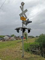 Another look at the lone signal still standing at 7th St. SE